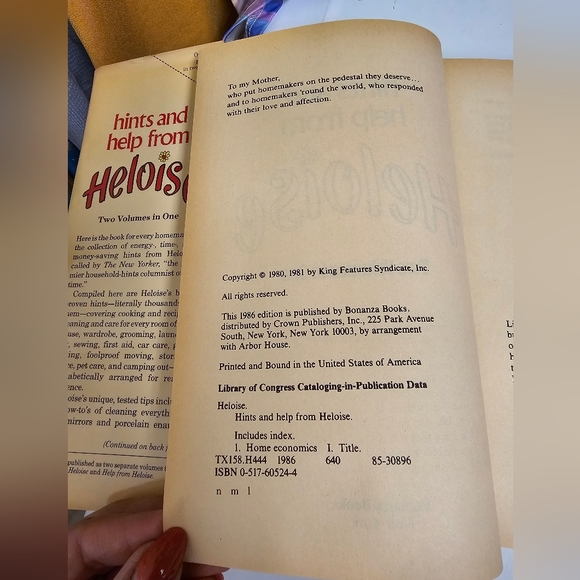 Vintage Dear Heloise Household Tips Two Volumes in one Hardcover book - Picture 6 of 12